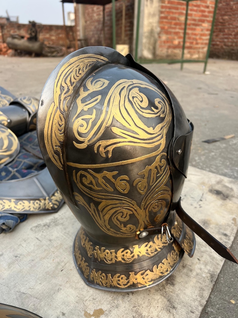 Aurelian Engraved Knight Helmet — Gold Etching view 6