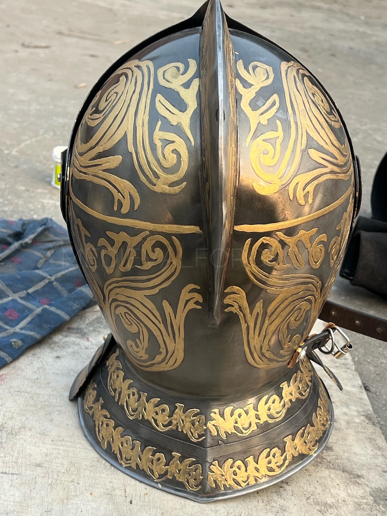 Aurelian Engraved Knight Helmet — Gold Etching view 9