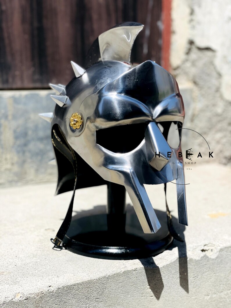 Gladiator Helmet Replica — Roman Warrior Armor view 3