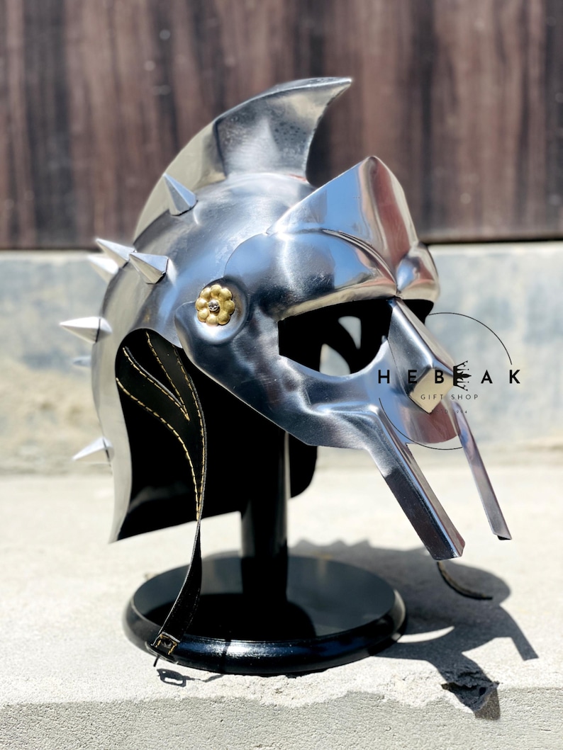 Gladiator Helmet Replica — Roman Warrior Armor view 9