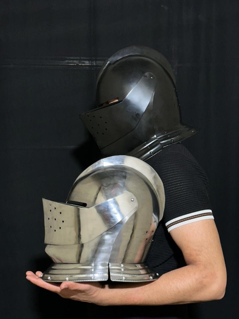 Crusader Armor Helmet — Wearable Knight view 7