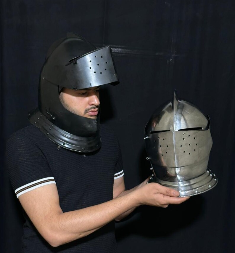 Crusader Armor Helmet — Wearable Knight view 10