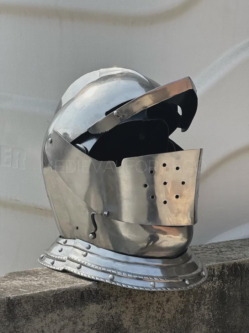 Crusader Armor Helmet — Wearable Knight view 14