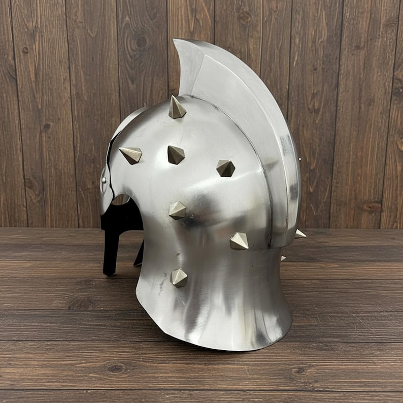 Gladiator Maximus Helmet with Display Stand view 8