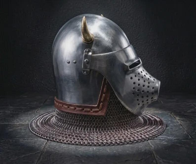 Viking Aventail Pig Face Helmet — Padded Chainmail view 4