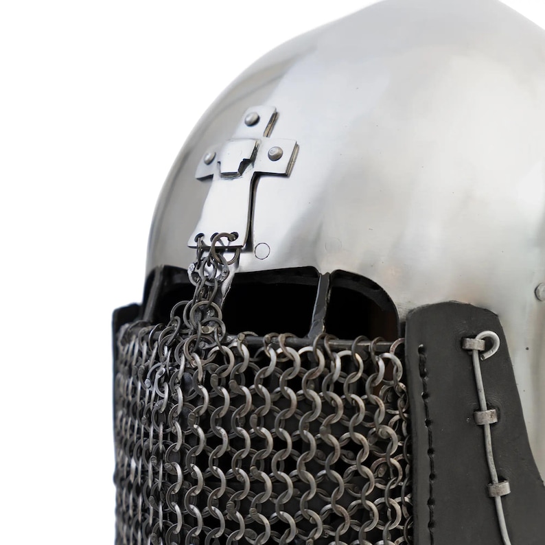 Bascinet Clapvisor Cross Chainmail — 16-Gauge Crusader view 7