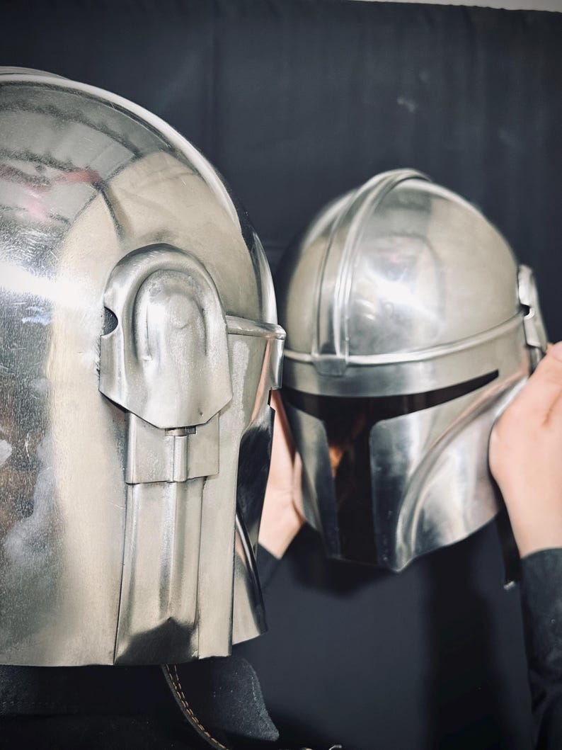 Mandalorian Bounty Hunter Helmet — Steel view 4
