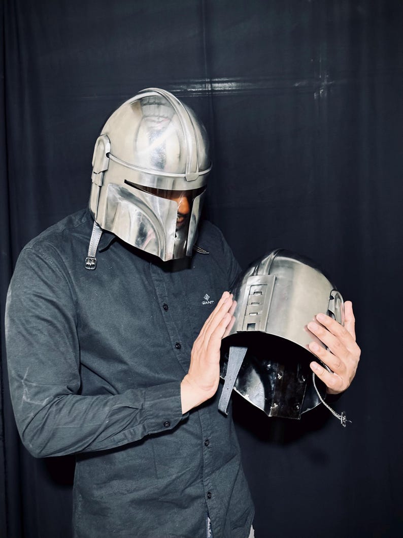 Mandalorian Bounty Hunter Helmet — Steel view 8