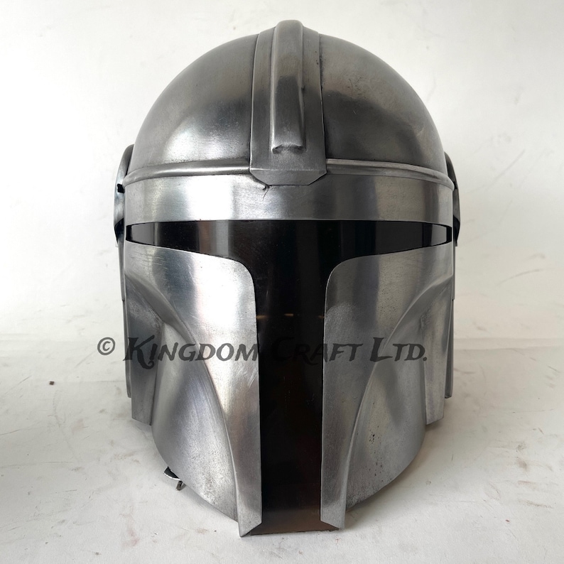 Mandalorian Metal Helmet — Gift Display Item view 3