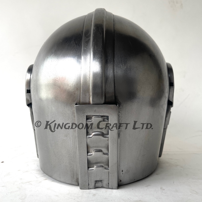 Mandalorian Metal Helmet — Gift Display Item view 5