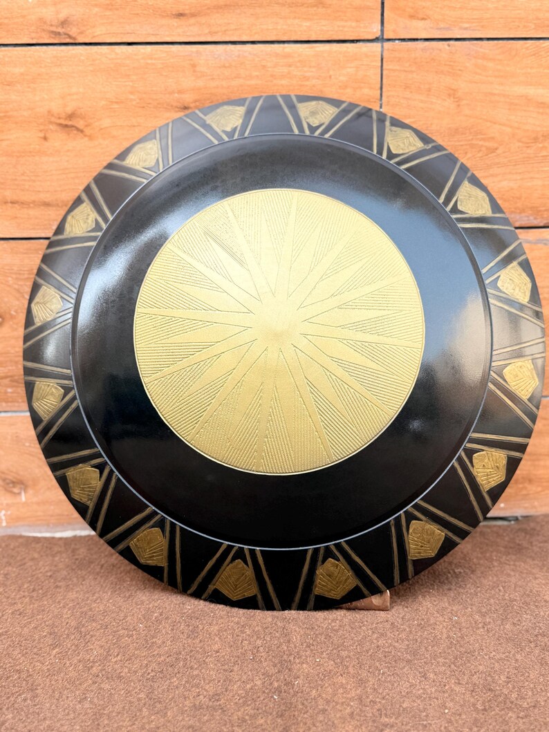 Wonder Woman Shield Replica with 22 Inch Aluminum Cosplay view 5