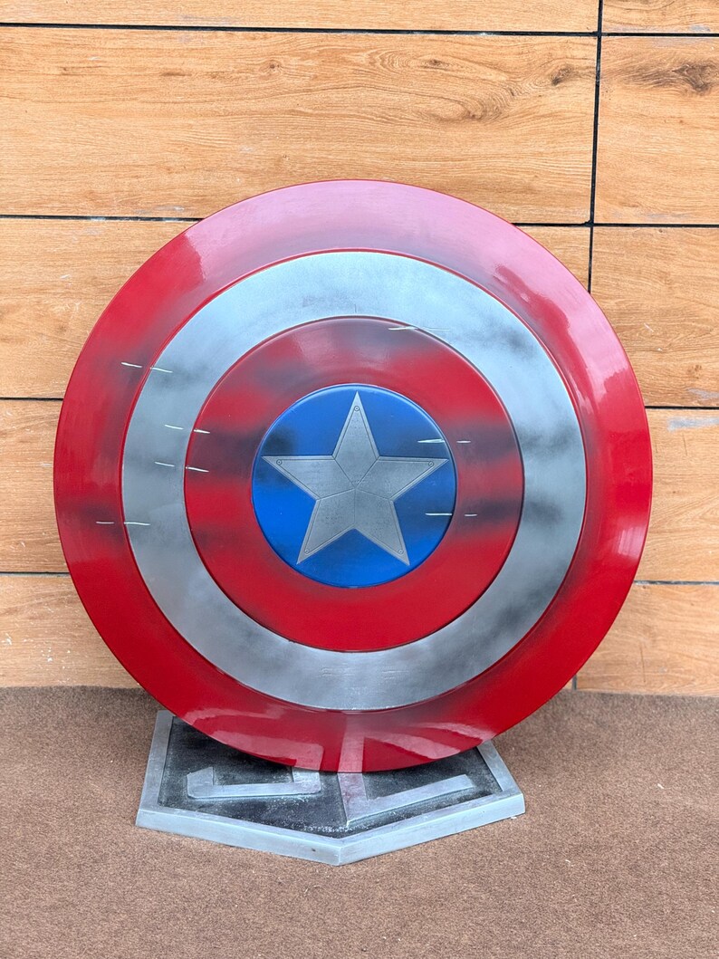 Damage Captain America Shield with Steel Steve Rogers view 8