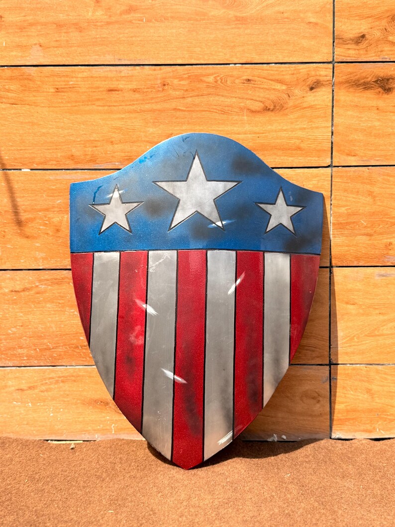 Damage Avenger Shield & Thor Hammer Set with Aluminum Replica view 3