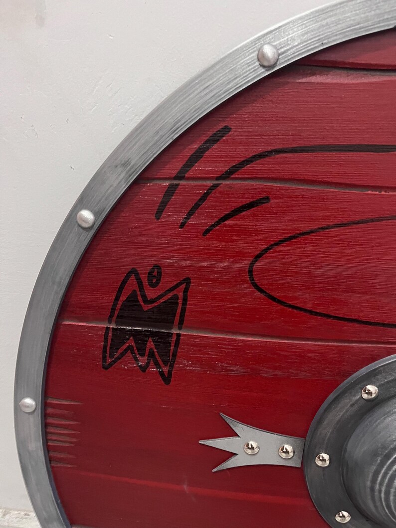Medieval Viking Wooden Round Shield with Wall Art Variant view 3