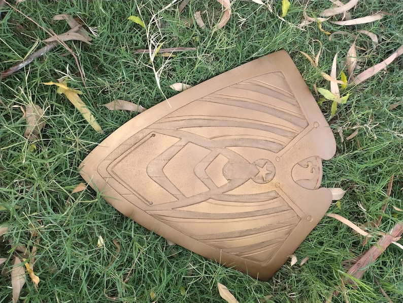 Super Soldier Shield Replica with Handcrafted Metal Hero Prop view 10