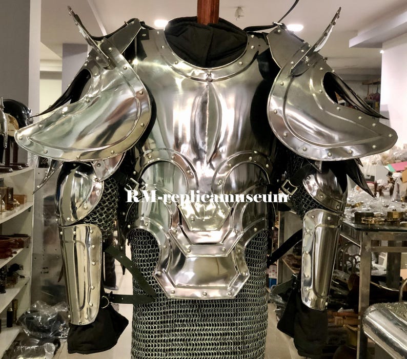Conquest Warcrafted Armour with 18-Gauge Steel Breastplate Set view 2