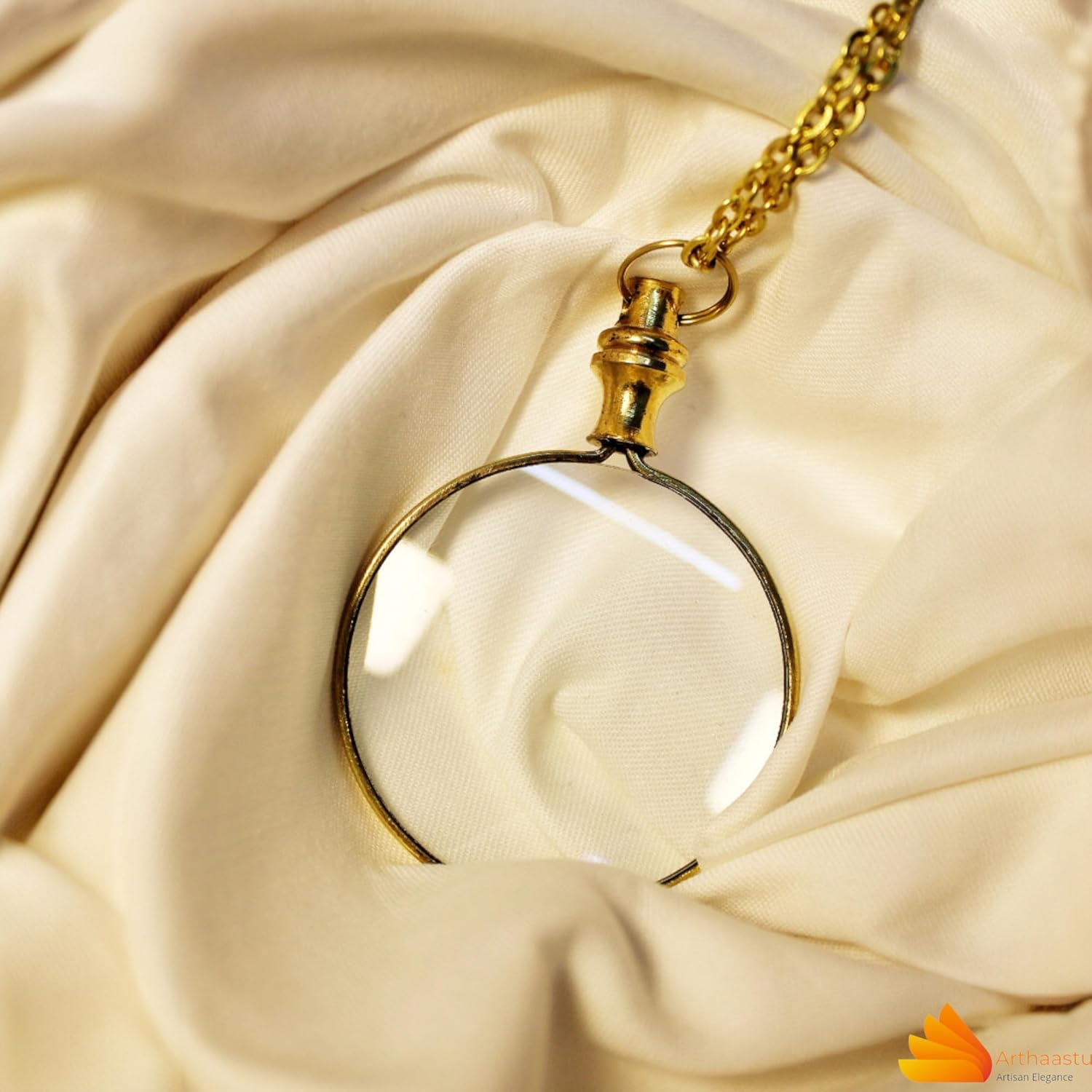 Brass Pendant Magnifier 1" with Soft Light Brown PU Leather Case view 5