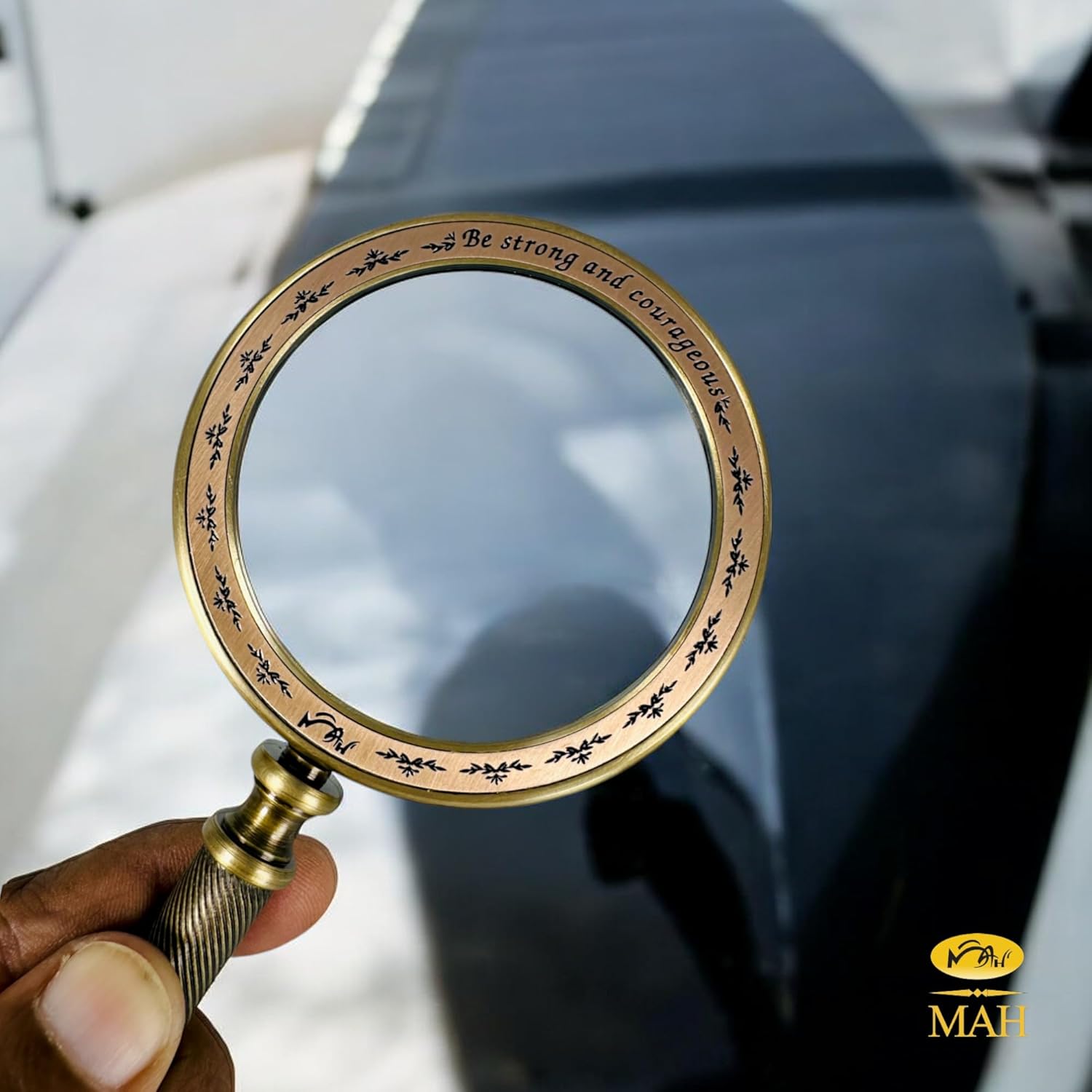 All-Brass Handheld Magnifier 3.2" with Bible Verse Engraving and Leather Case view 5