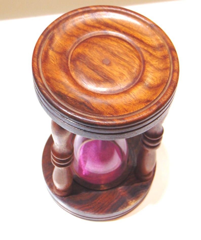 Vintage Wood Hourglass with Pink Sand, 30-Minute view 12