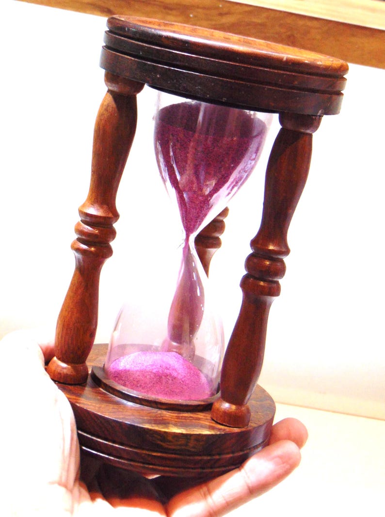 Vintage Wood Hourglass with Pink Sand, 30-Minute view 13
