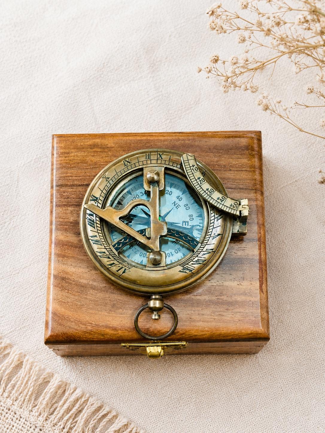 Antique Brass Sundial Compass with Fitted Wooden Presentation Box view 6