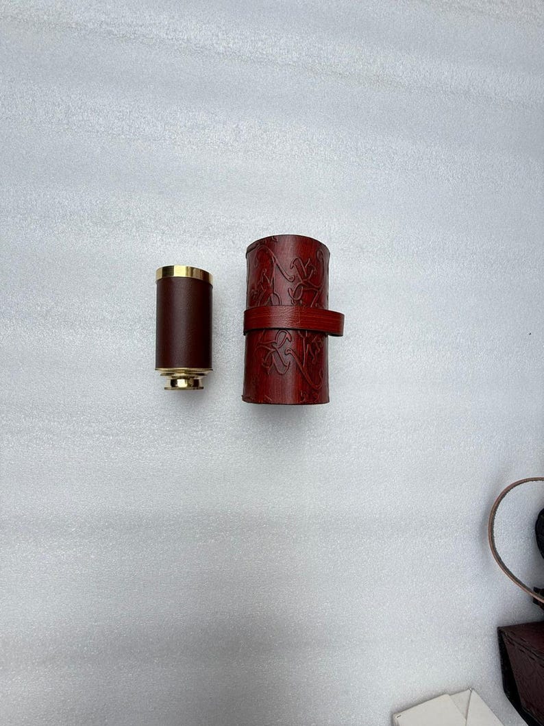 Brass Spyglass Telescope 6" with Round Leather Case view 9