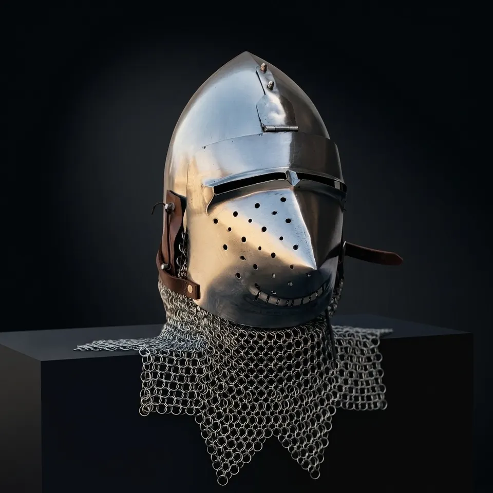 Bascinet Aventail Pig Face Helmet — Padded Chainmail