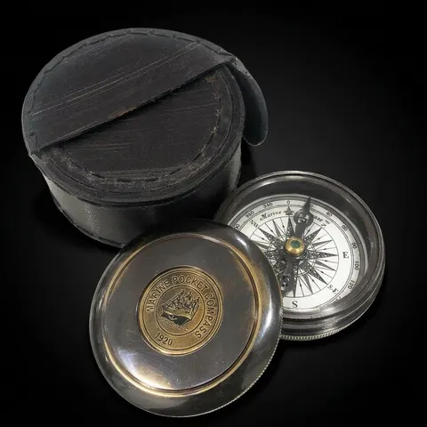 Robert Frost Quote Compass, Round Leather Case view 1