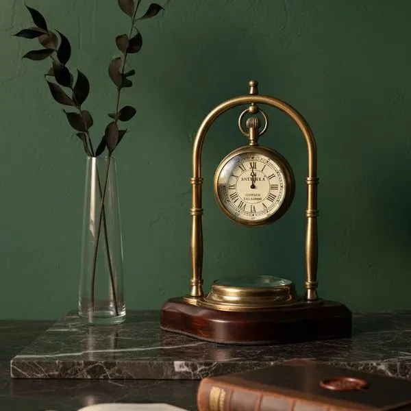 Table Clocks — primary view